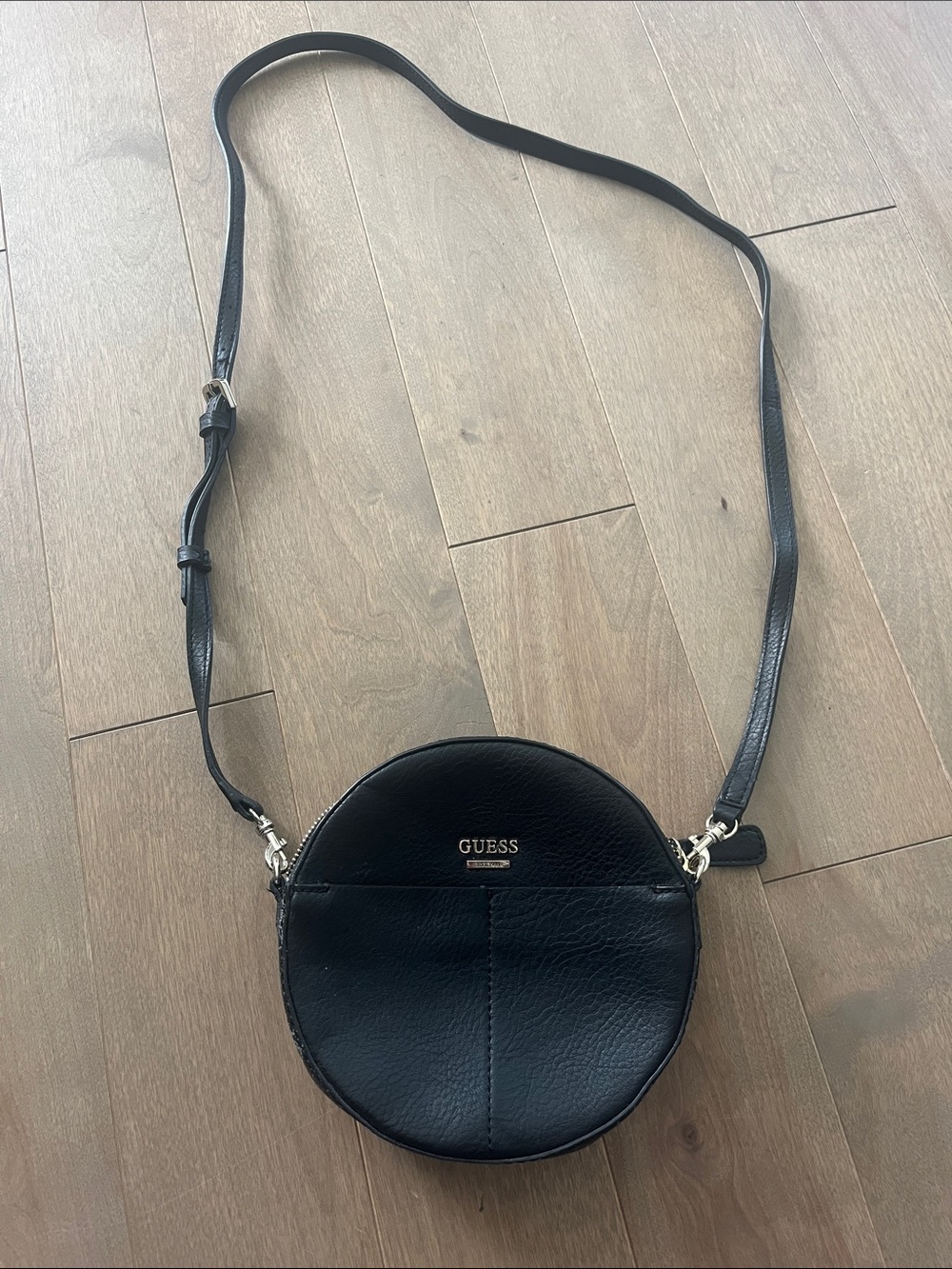 GUESS Black Round Crossbody Bag Y2K